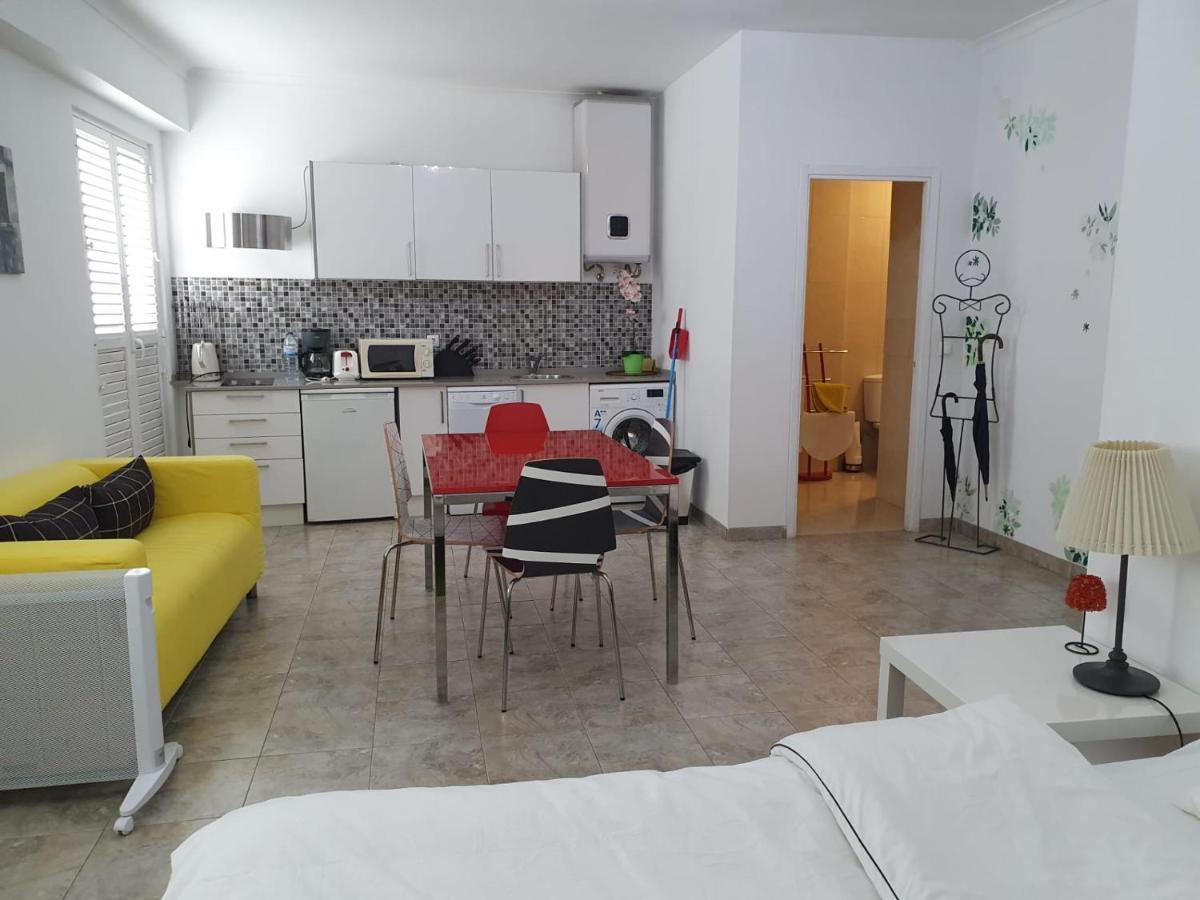 Alfama Apartment With Balcony Lisboa Exterior foto